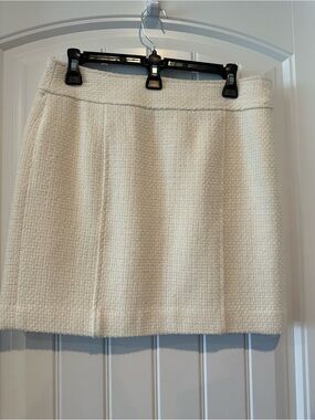 Banana Republic Cream Textured Bouclé Mini Skirt